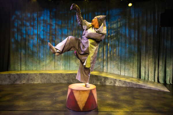 Elvina Raharja as Penny.
Photo by Dahlia Katz Elvina Raharja as Penny. Photo by Dahlia Katz